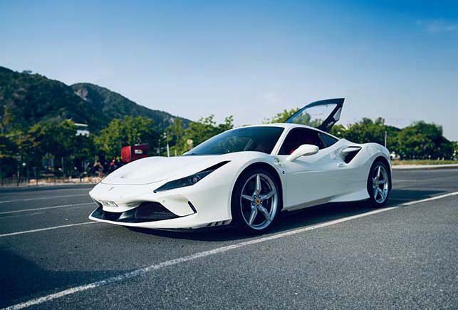 1 5 Rent Sports Cars Dubai